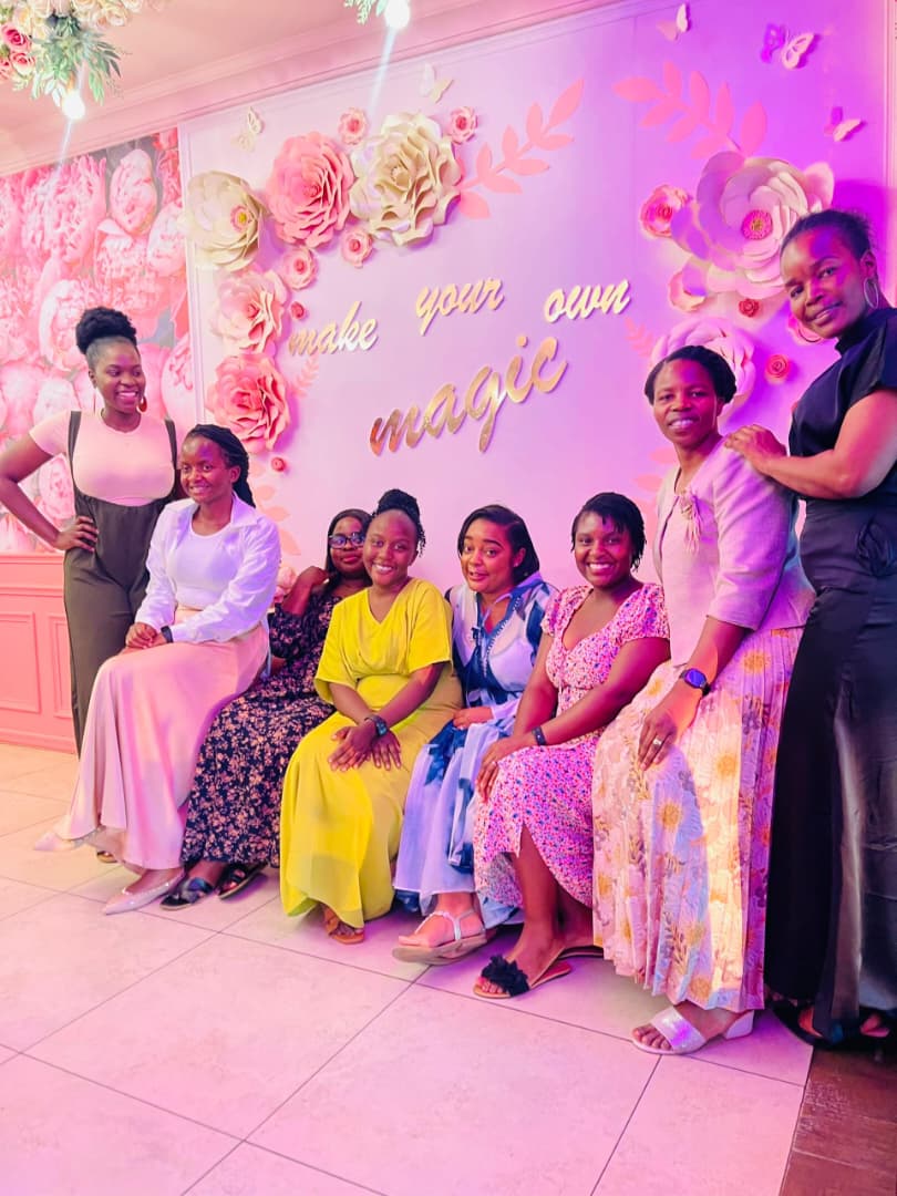 The Shanda Roundtable: Ten Women, One Table, Countless Possibilities